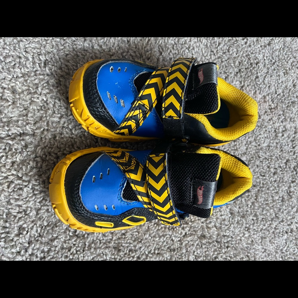 Boys hot wheel sneakers